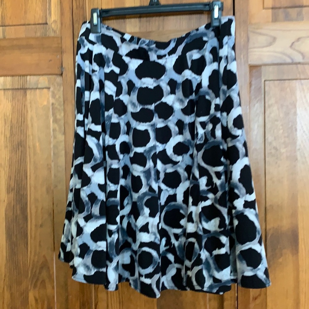 Skirt by grace elements